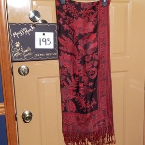 🐣Red and Black Scarf